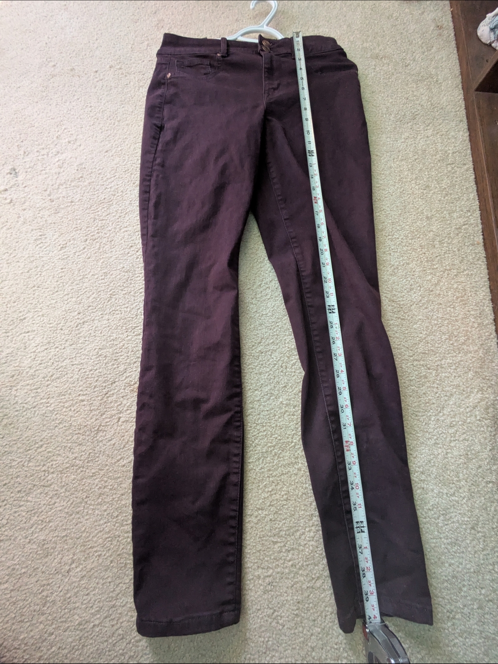 Slim Straight Women's Pants in Deep Plum‎